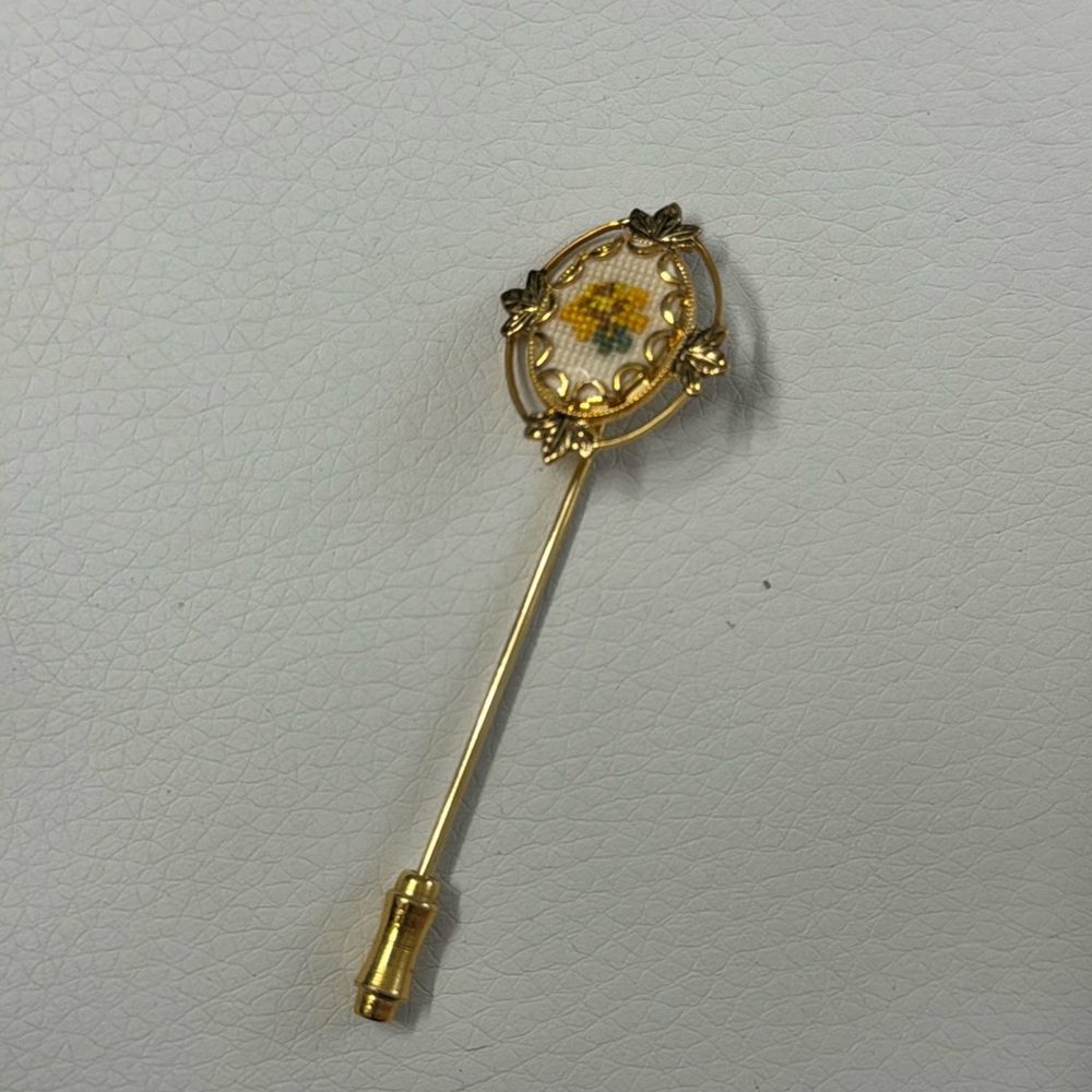 Pin